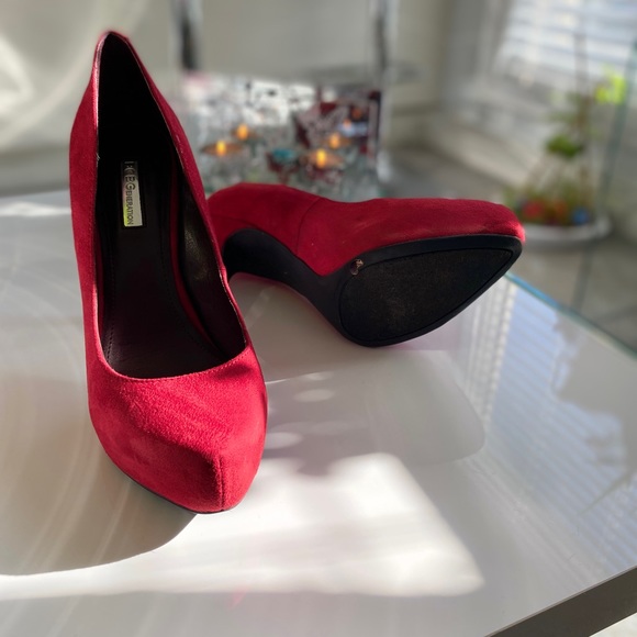 High heel shoes - Picture 3 of 4